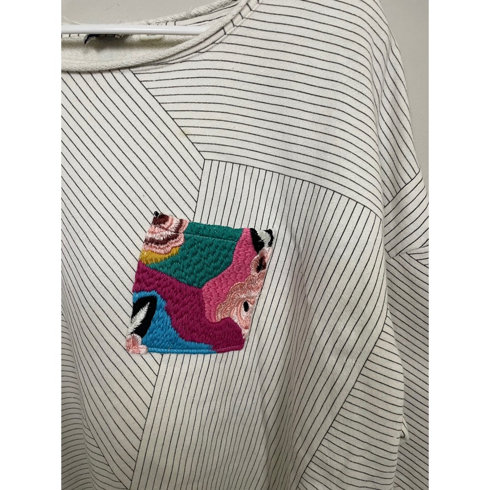 Anthropologie Postmark Embroidered Pocket Striped Sweatshirt Size Large - Picture 3 of 11